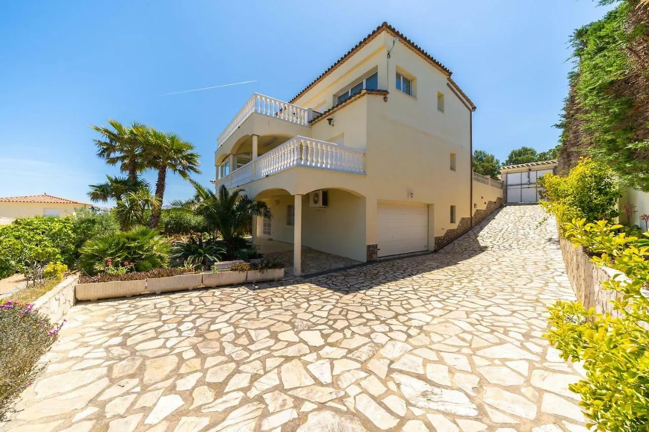 Villa Josefina L' Escala 0*,